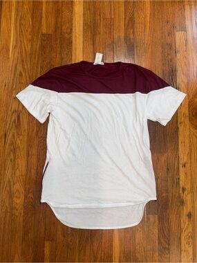 New ZCL Men's Colorblock Crew Neck Shirt in Maroon and White Sz:2XL